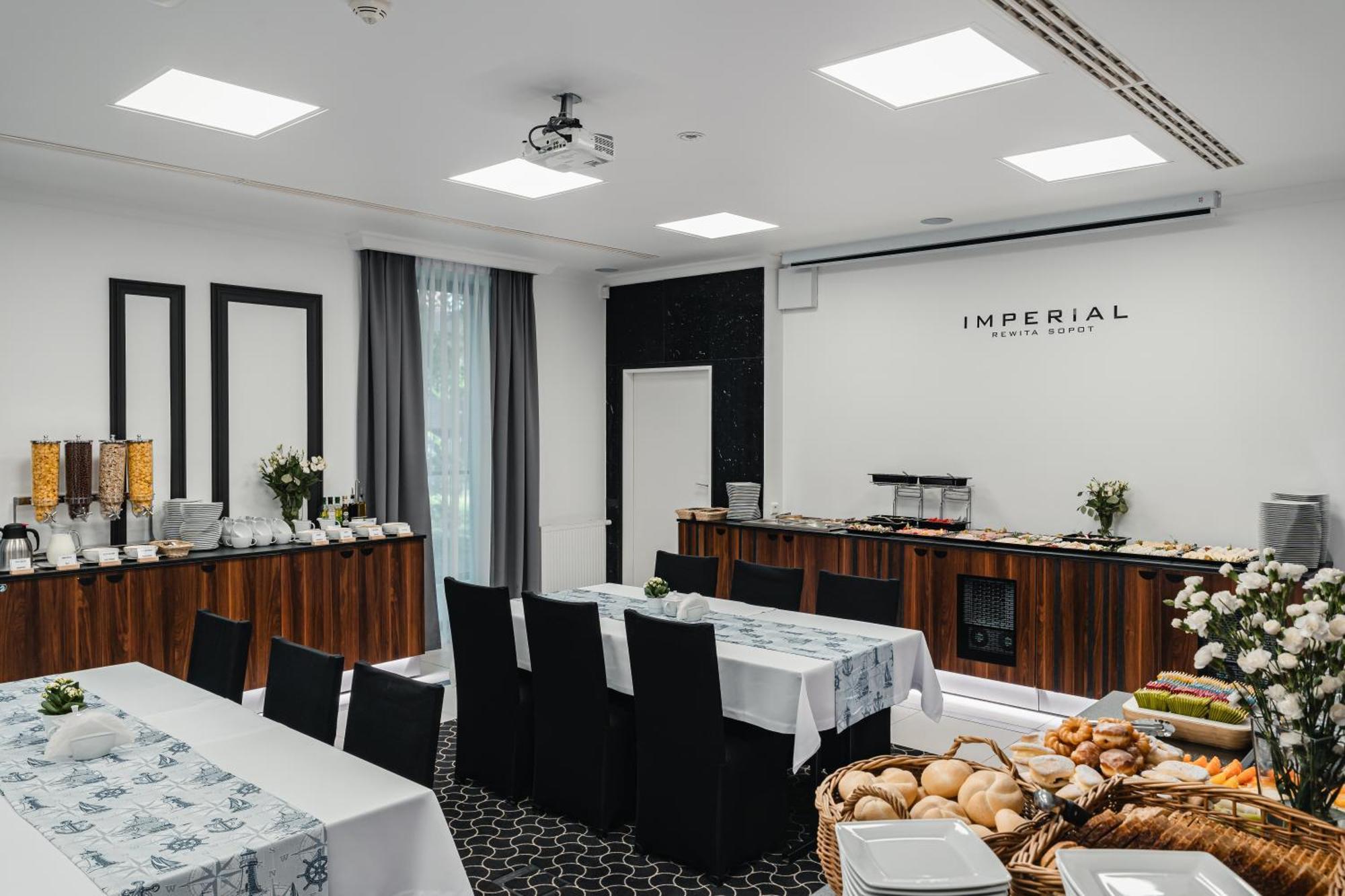 Hotel Rewita Imperial Sopot Exterior foto